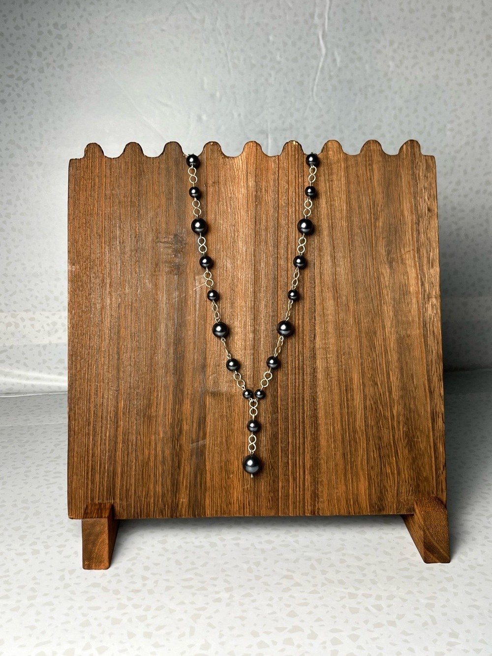 Carolee 16” Gray Faux Pearl Y Necklace